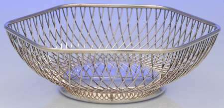 YC742 (Silverplate, Hollowware) 10" Wire Basket