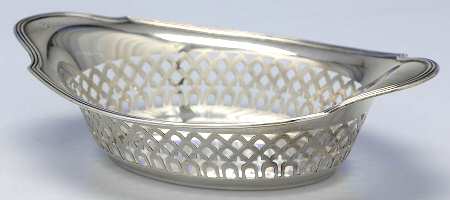 Plymouth-Large (Sterling, Hollowware) Master Nut Dish