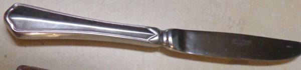 Parnell (Stainless) Modern Solid Knife