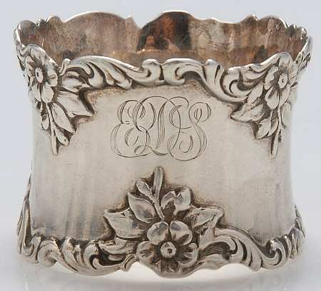 B1558 (Sterling, Hollowware) Napkin Ring