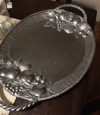 Country Terrace (Metal Hollowware) 24" Oversized Handled Tray