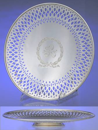 400A (Sterling, Hollowware) Footed Pierced Cake Plate