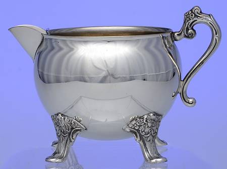 GS152 (Silverplate, Hollowware) Creamer