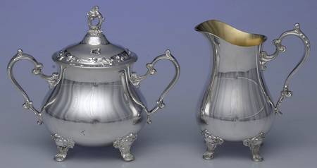 1230S (Silverplate, Hollowware) Creamer & Sugar with Lid Set
