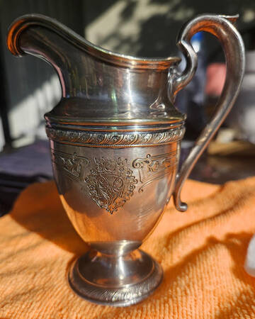 Y702 (Silverplate, Hollowware) Creamer