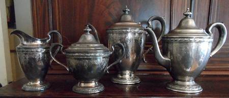 Y702 (Silverplate, Hollowware) (4 Piece) Silverplate Tea Set