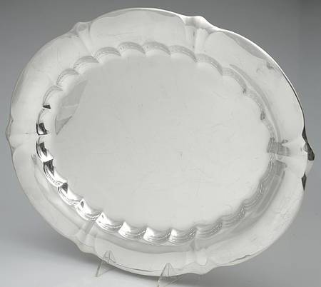 Y768 (Silverplate, Hollowware) 18" Oval Serving Platter