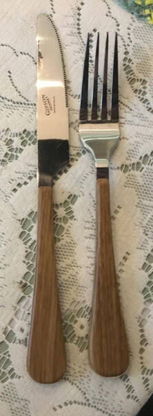 Teardrop Wood (Stainless) New French Solid Knife
