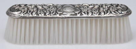 GNH3 (Sterling, Hollowware) Clothes Brush