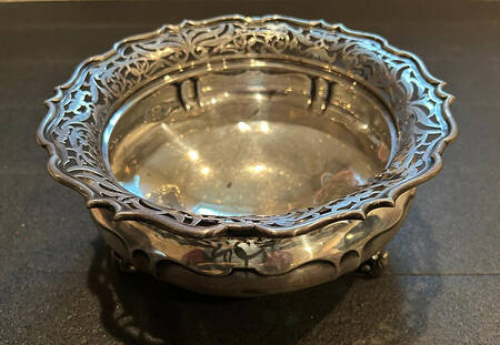 Oxford by Goldsmiths &amp; Silversmiths Co. Ltd.