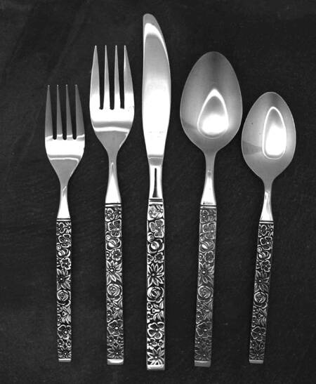 Finesse (Stainless) 5 Piece Place Setting