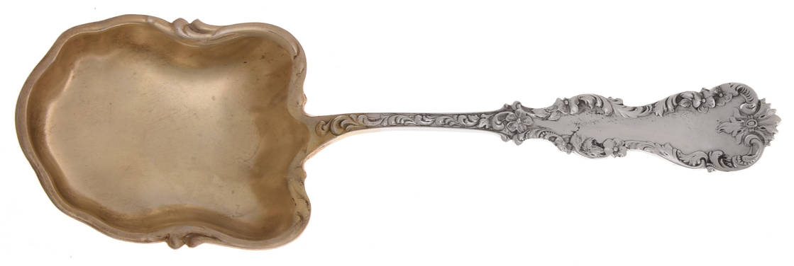 HMD2 (STERLING) Large Solid Berry/Casserole Spoon