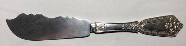 Ivy (Coin) Individual Fish Knife with Silverplate Blade