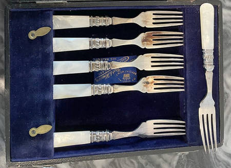 Pearl Handle 6 (Silverplate) Individual Salad Fork