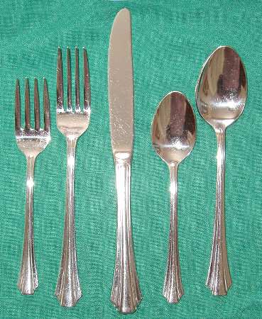 HRE14 (Stainless) Place/Oval Soup Spoon