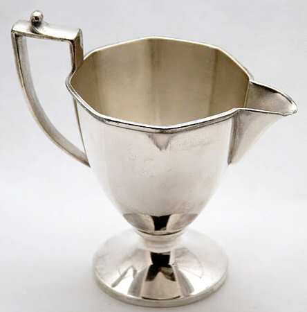 0606 (Silverplate, Hollowware) Silverplate Mini Creamer