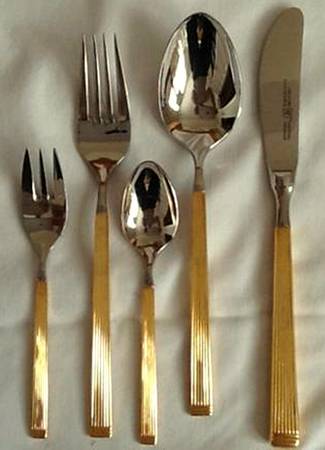 HEN42 (Gold Electroplate) Fork