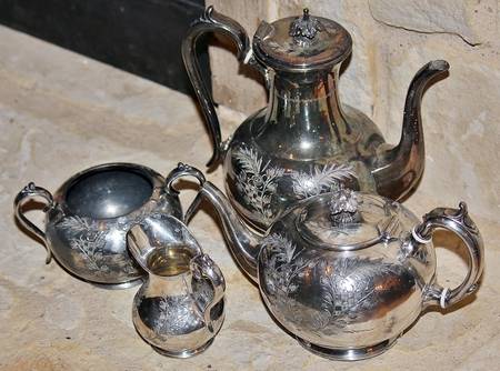 2050 (Silverplate, Hollowware) (4 Piece) Silverplate Tea Set