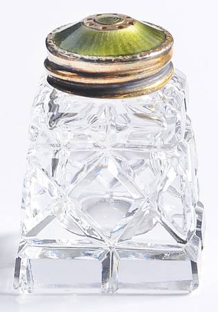 Sterling Hollowware Individual Crystal Salt Shaker w/Sterling Lid