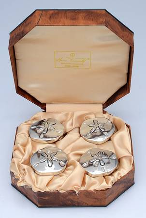 Sand Dollar (Slvp, Hollowware) Napkin Ring - Set of 4 with Case