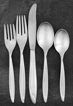 Americana (Stainless, Deluxe) 5 Piece Place Setting