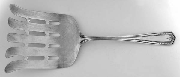 Andover (Sterling, 1919) Large Solid Asparagus Serving Fork