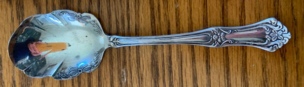 Arlington (Silverplate, 1919) Sugar Shell Spoon