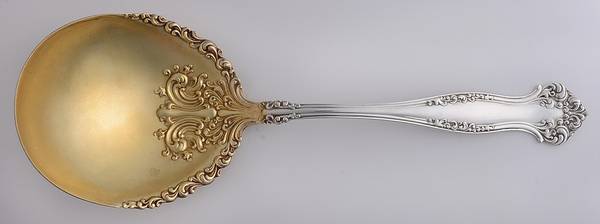 Avon (Silverplate, 1901) Solid Smooth Berry/Casserole Spoon