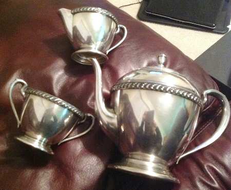 Avon (Silverplate, Hollowware) 3-Piece Silverplate Mini Tea Set