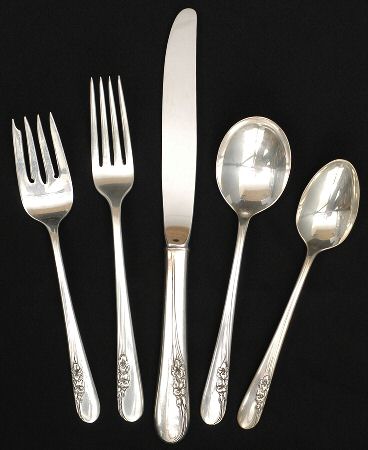 Blossom Time (Sterling, 1950) 5 Piece Place Size Setting by International Silver