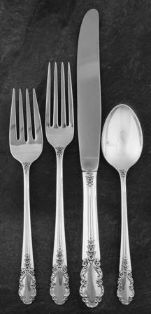 Bridal Veil (Sterling, 1950, No Monograms) 4 Piece Place Size Setting by International Silver