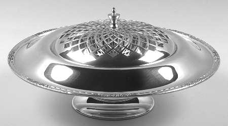 Camille (Silverplate, Hollowware) Round Silver Plate Centerpiece W/Flower Arranger