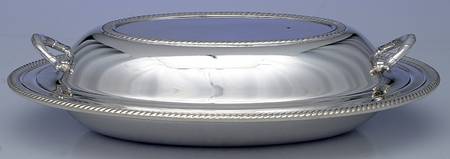 Castleton (Silverplate, Hollowware) Double Vegetable Bowl by International Silver
