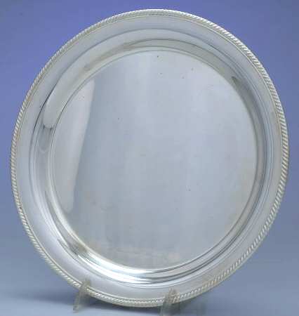 Castleton (Silverplate, Hollowware) Medium Round Silverplate Tray