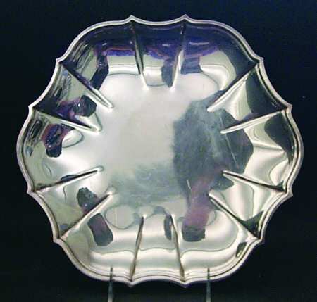 Chippendale (Silverplate, Hollowware, Four Toe) Silverplate Sandwich Plate