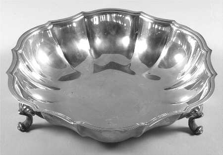 Chippendale (Silverplate, Hollowware, Four Toe) Footed Round Vegetable Bowl