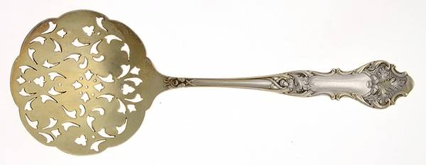 Charter Oak (Silverplate, 1906) Tomato Server, Solid Piece