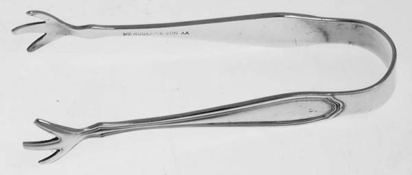 Clinton (Silverplate, 1919) Bon Bon Tongs