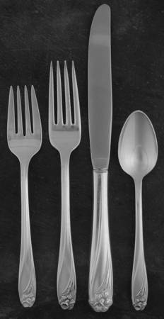 Daffodil (Silverplate, 1950) 32 Piece Estate Set