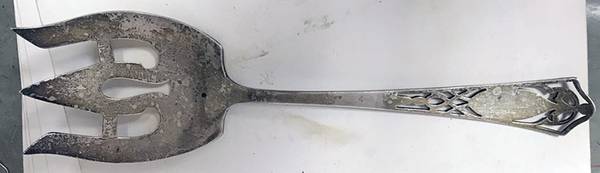 Dresden (Sterling, 1898) Solid Salad Serving Fork