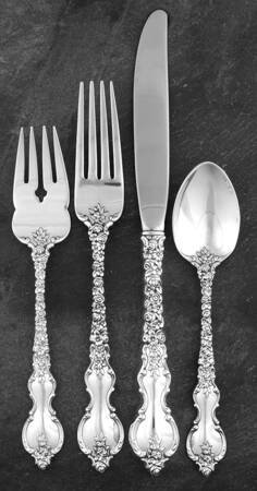 Du Barry (Sterling, 1968) 32 Piece Estate Set