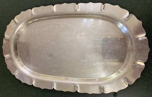 Early American (Silverplate, Hollowware) 10" Oval Serving Platter