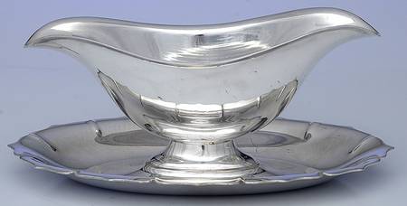 Early American (Silverplate, Hollowware) Plated Gravy Boat with Attached Underplate