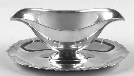 Early American (Silverplate, Hollowware) Plated Gravy Boat with Attached Underplate