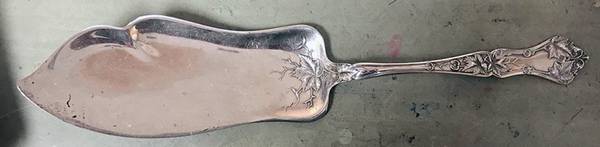 Edgewood (Sterling, 1909) Large Solid Fish Serving Knife