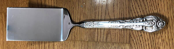 Felice (Silverplate) Lasagna Server with Stainless Blade