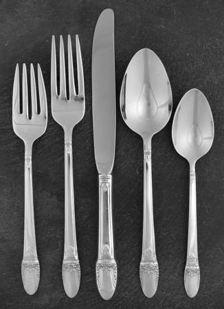 First Love (Silverplate, 1937) 5 Piece Place Setting
