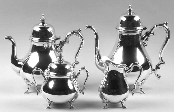 Georgian Court (Silverplate, Hollowware) (4 Piece) Silverplate Tea Set