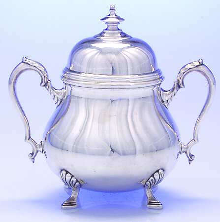 Georgian Court (Silverplate, Hollowware) Sugar Bowl & Lid by International Silver