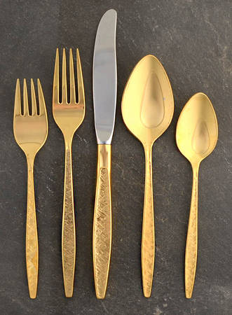 Golden Carino (Gold Electroplate) 5 Piece Place Setting